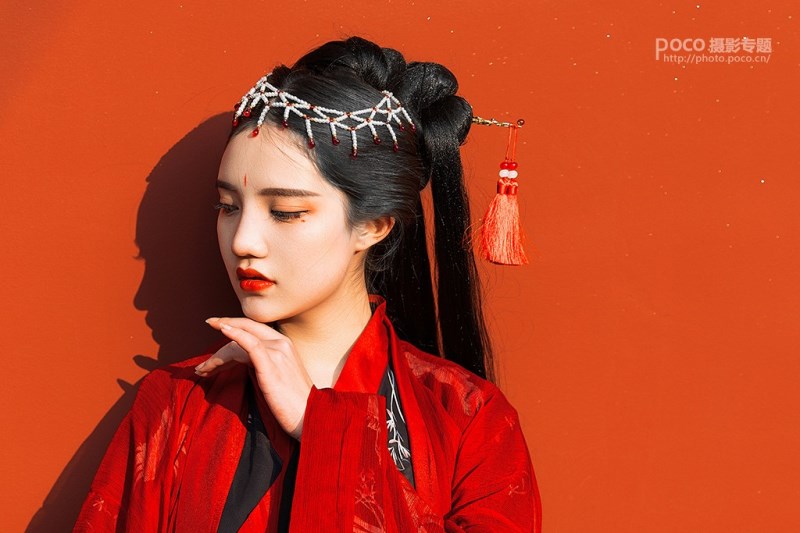 Photoshop后期将古风人像照片发色变黑的方法教程