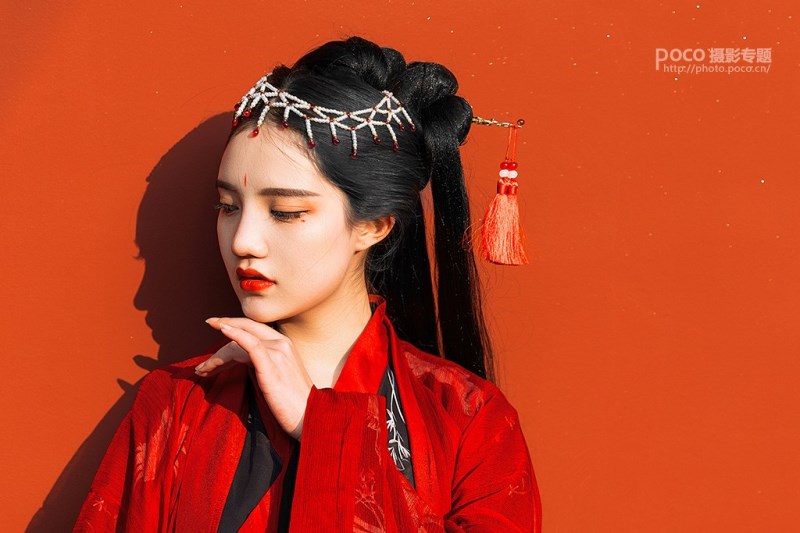 Photoshop后期将古风人像照片发色变黑的方法教程