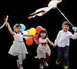 ps创意合成巨大书本中儿童们欢乐踏春的图片教程