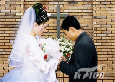 使用Photoshop给婚纱照片抠图换背景的方法教程