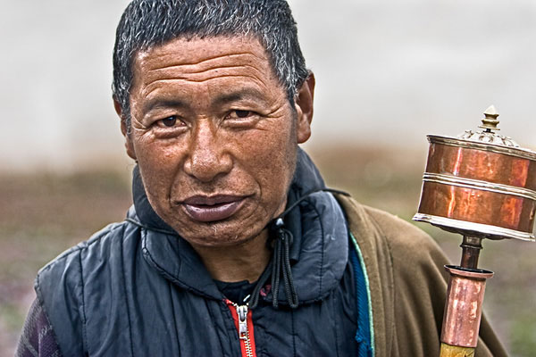 Photoshop简单调出HDR效果的人物图片调色教程