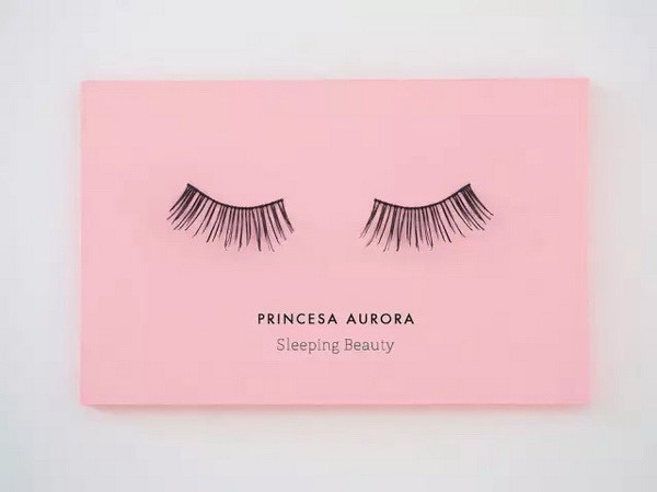 国外最新优秀时尚的名片设计欣赏