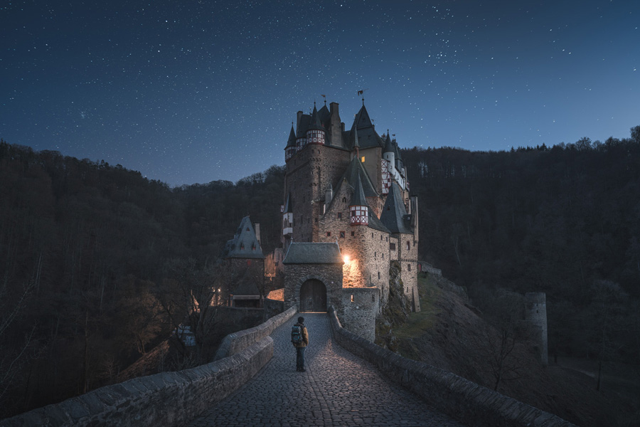 浅谈主色调和辅助色在摄影后期中的应用