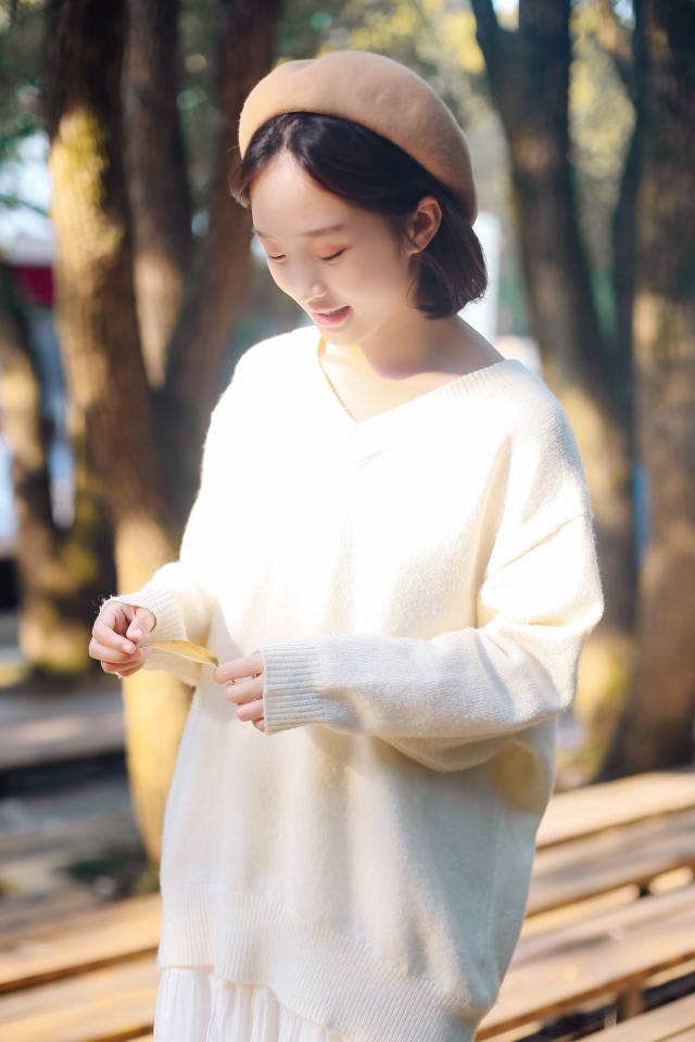 摄影师如何排除秋季暖黄色人像效果