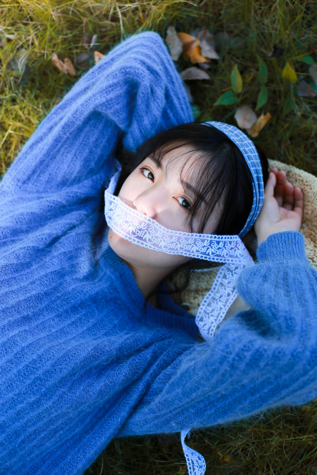 摄影师如何排除秋季暖黄色人像效果