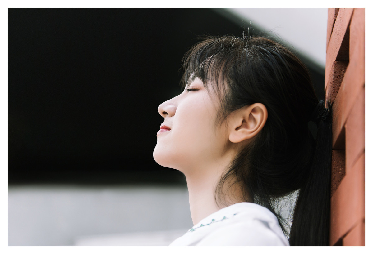 摄影师如何拍摄好人像后期写真