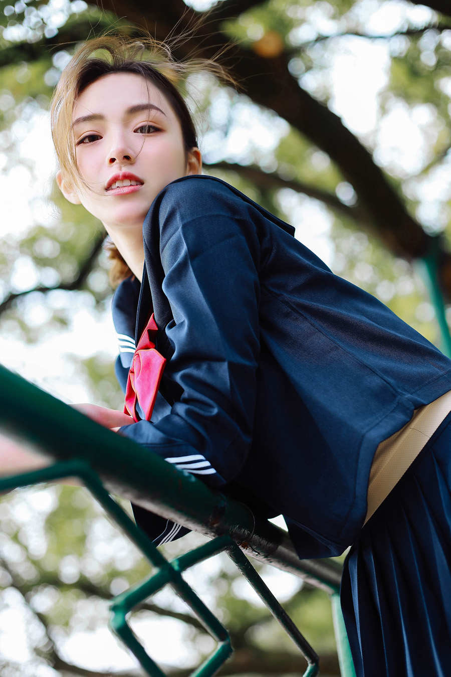 详解少女写真拍照动作和角度解锁